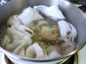 Pu-erh tea in seasoning pot