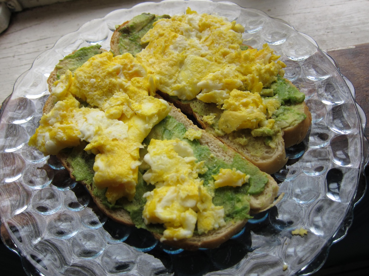 Fried egg and avocado on toast