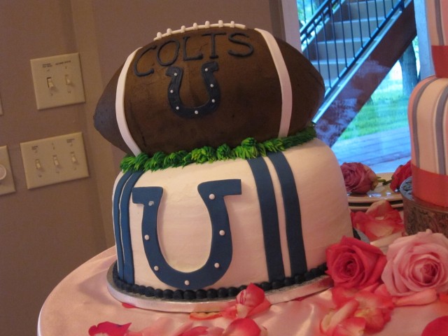 Groom's cake Colts