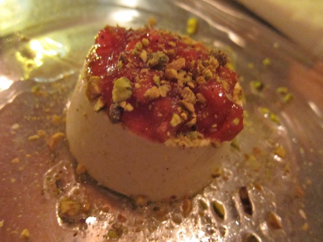 Vanilla panna cotta with rhubarb