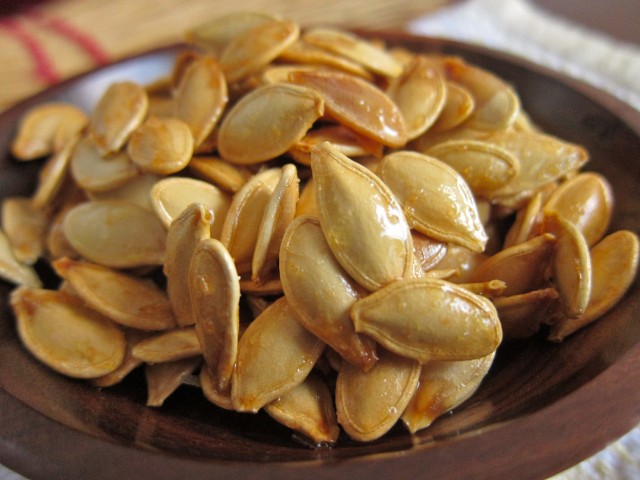 kettle corn pumpkin seeds close up 2