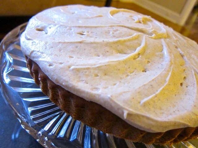 Apple cake frosting