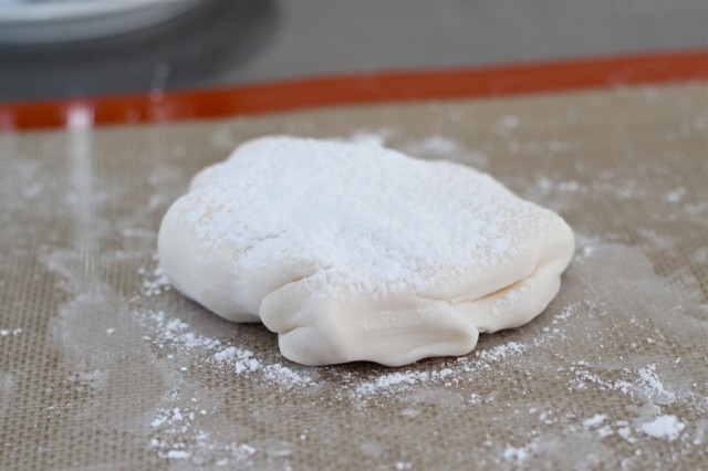 Kneading fondant for bow pieces